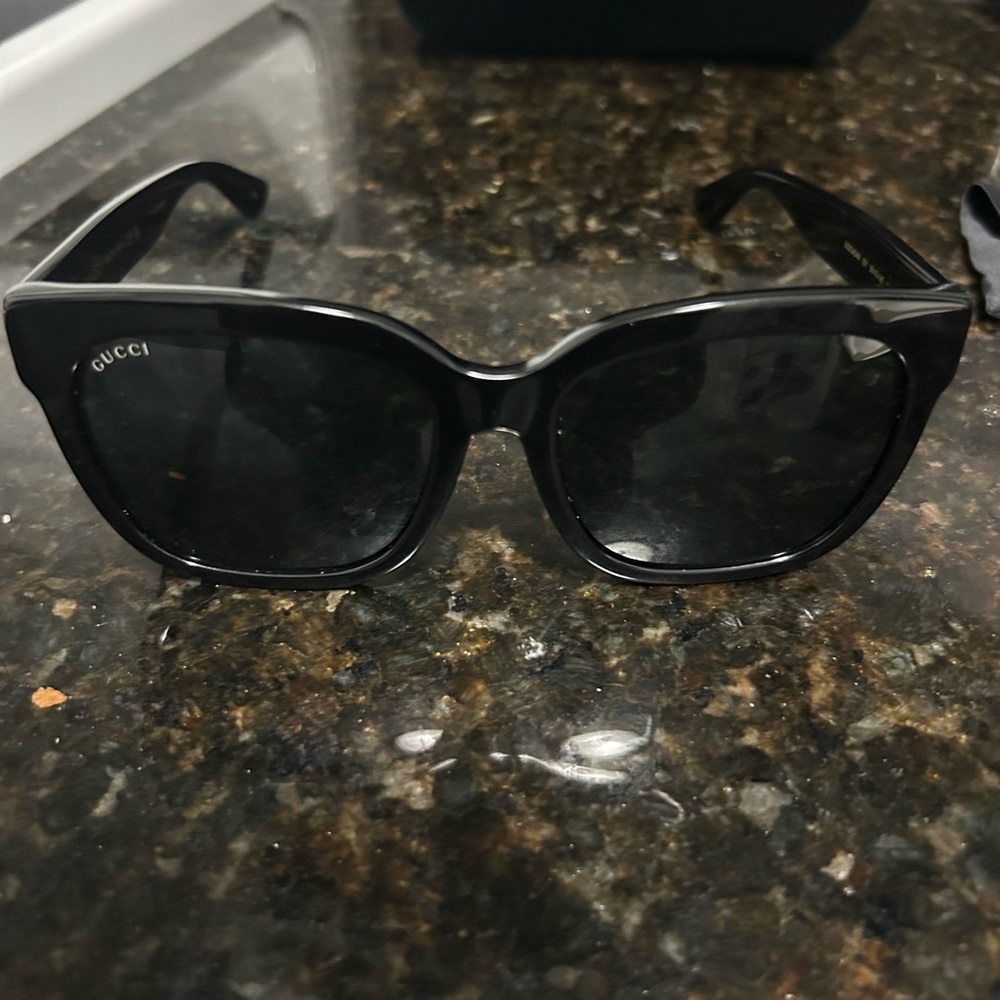 Gucci sunglasses